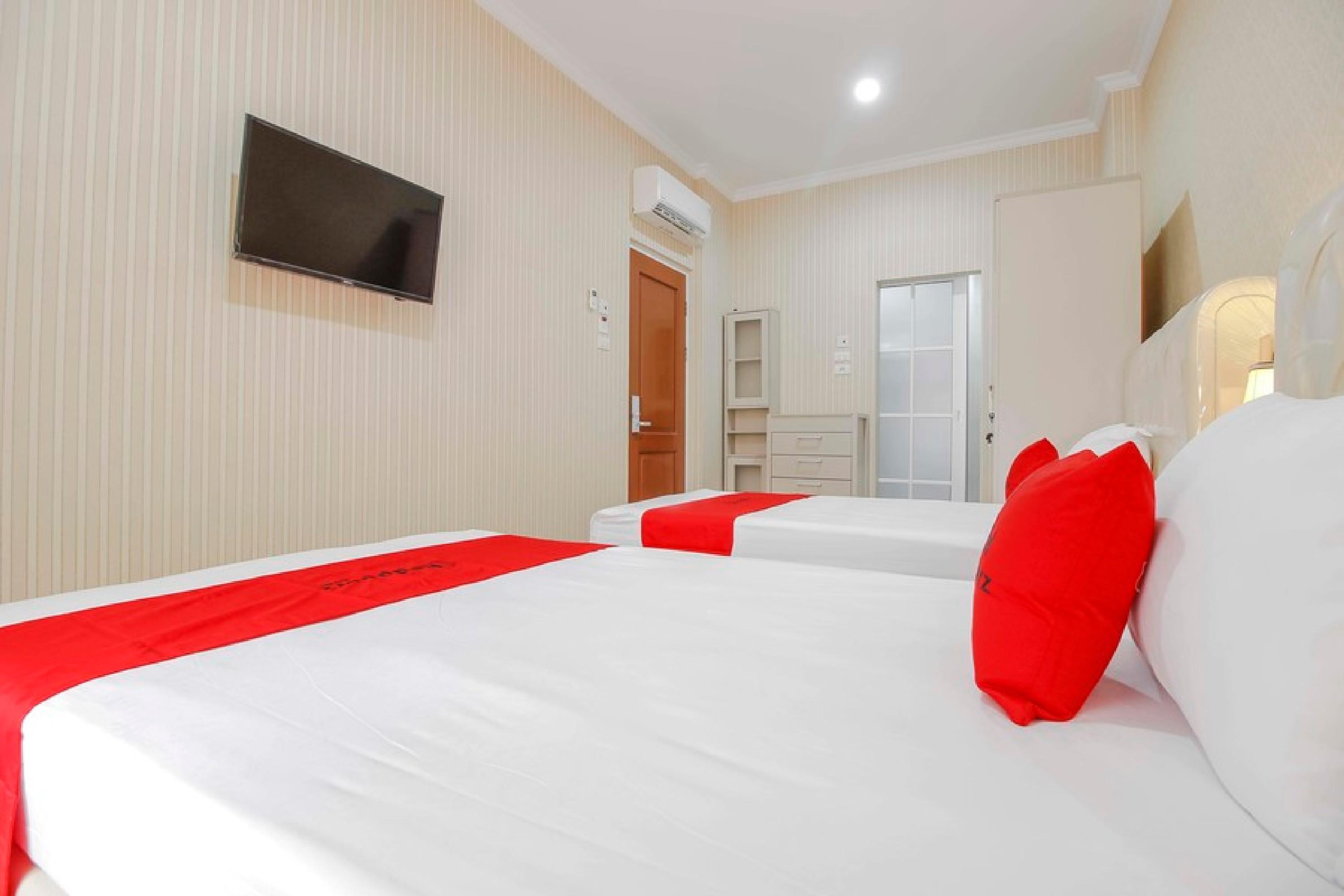 Reddoorz Plus @ Kwitang 2 Jakarta Exteriör bild